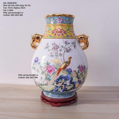 BÌNH GIỎ DÂU VIỀN VÀNG TAI VOI